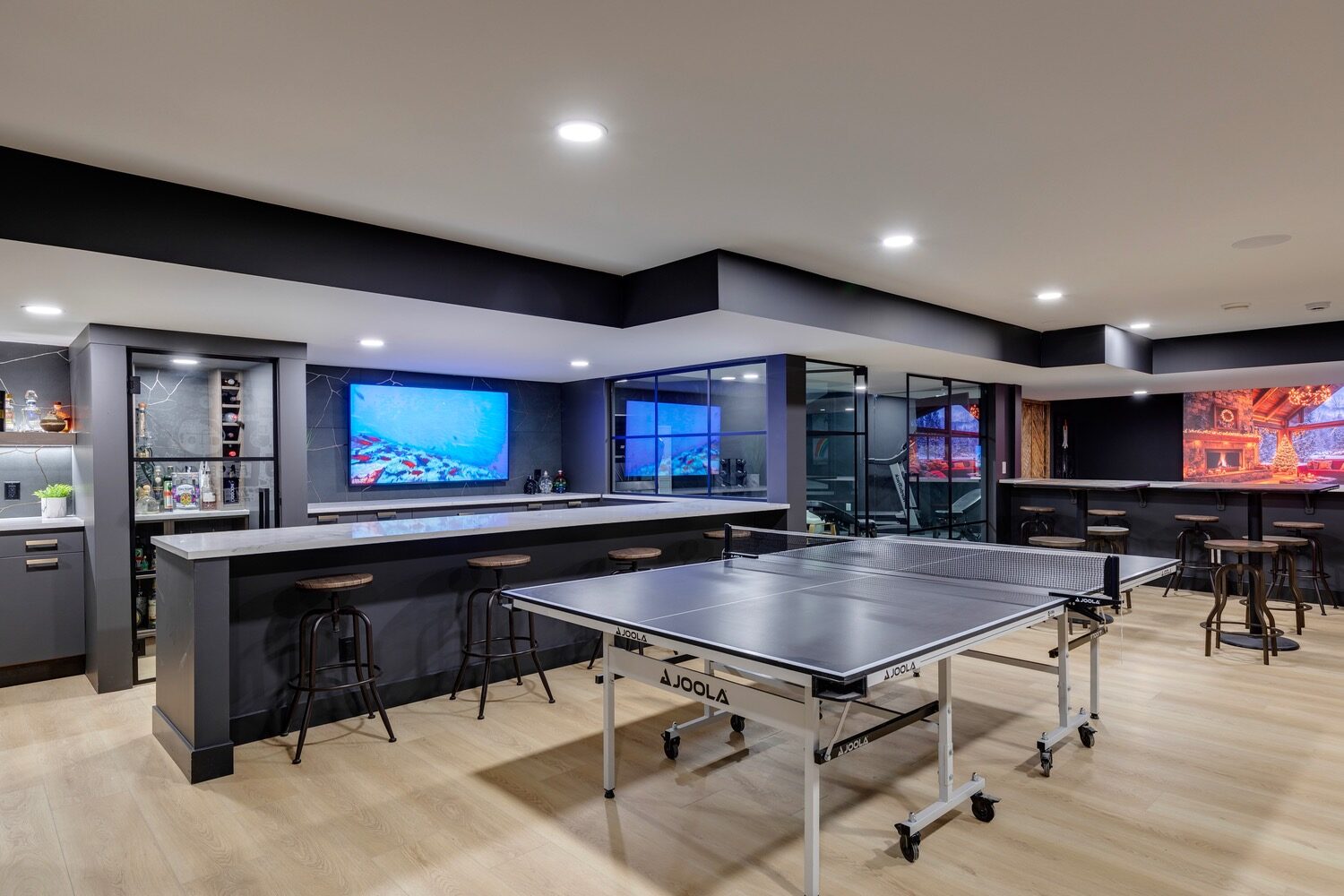Games Room · Ping-Pong