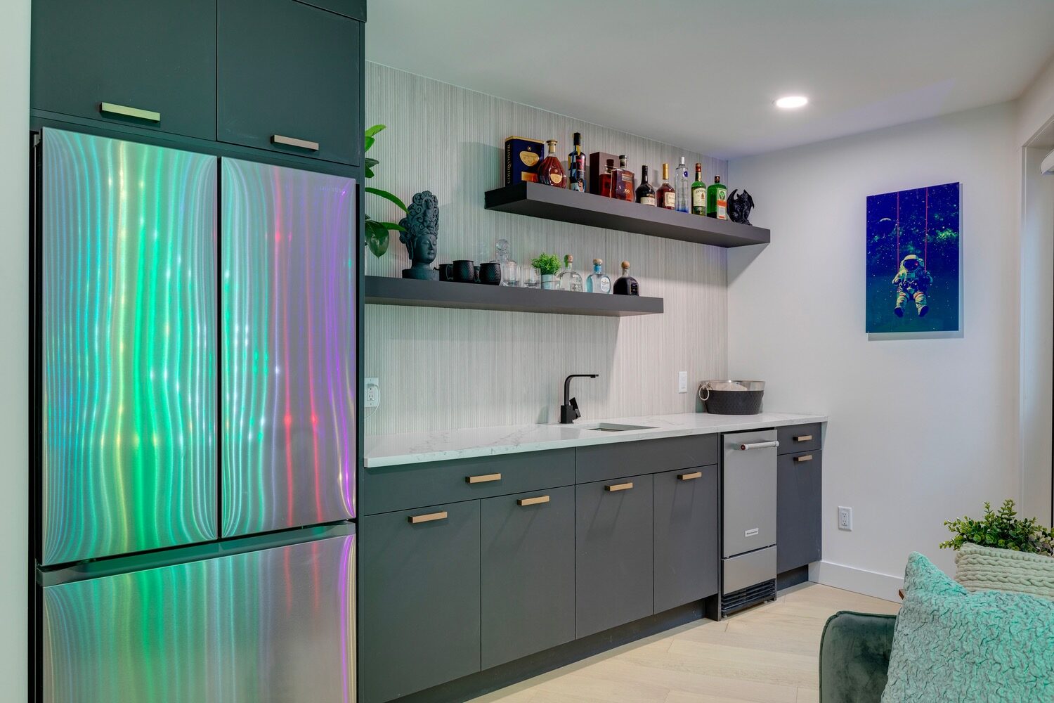 The Staircase Bar